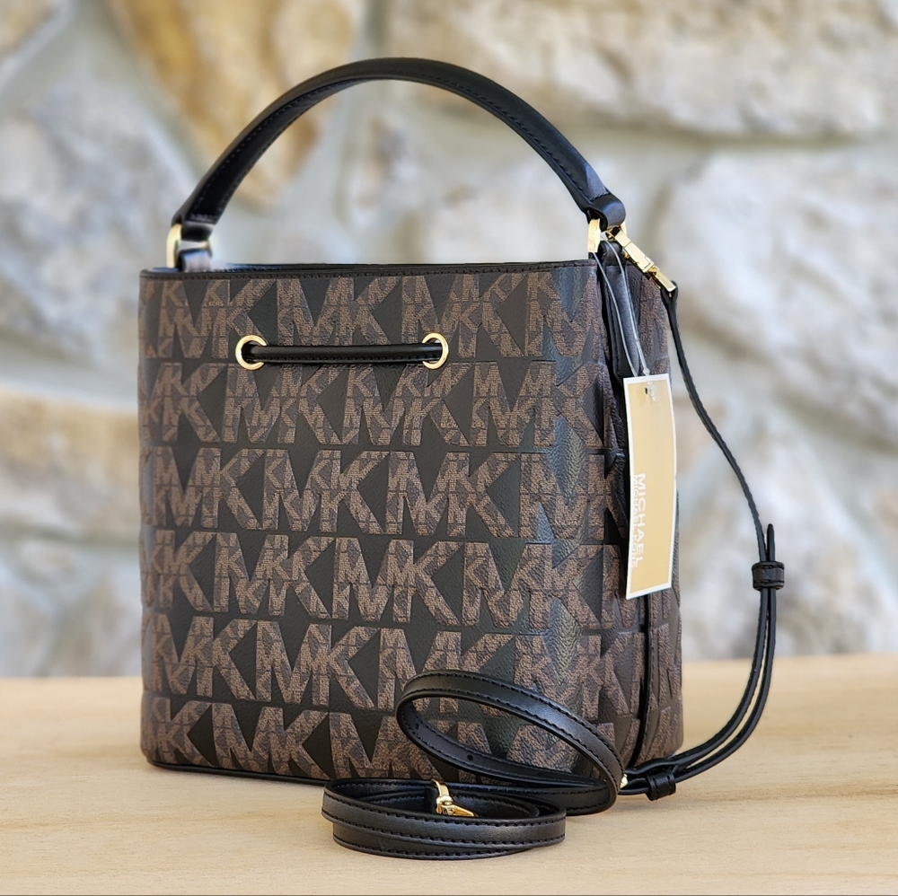 ⚠️LAST 1⚠️ Michael Kors Suri Logo MD Bucket Crossbody - Picture 3 of 8